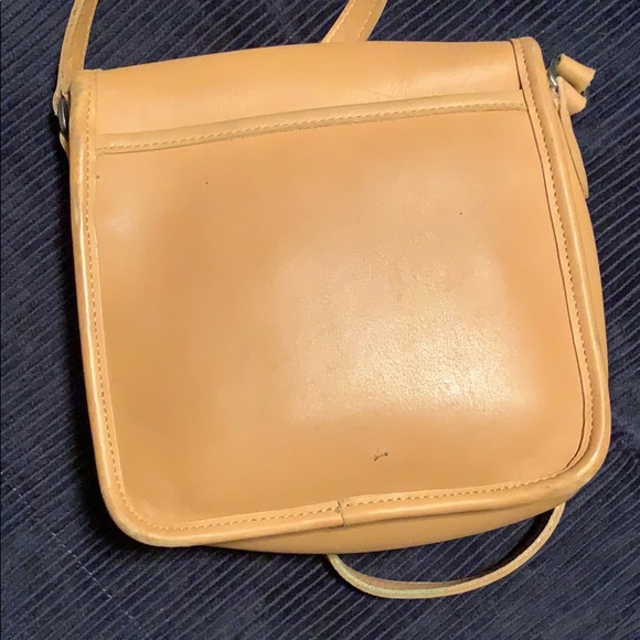 Coach leather purse (moving sale make me an offer) - Picture 3 of 5